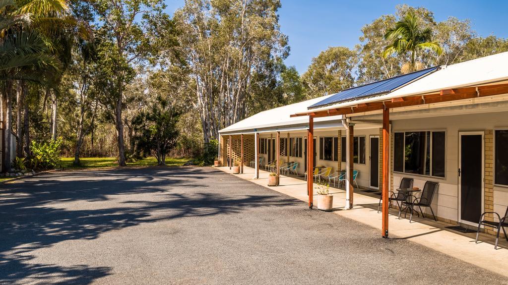 Tin Can Bay Motel Exterior foto